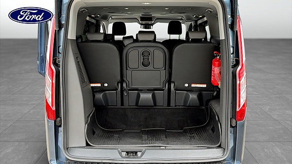Ford Custom Tourneo 10 of 10