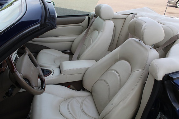 Jaguar XKR 10 of 11