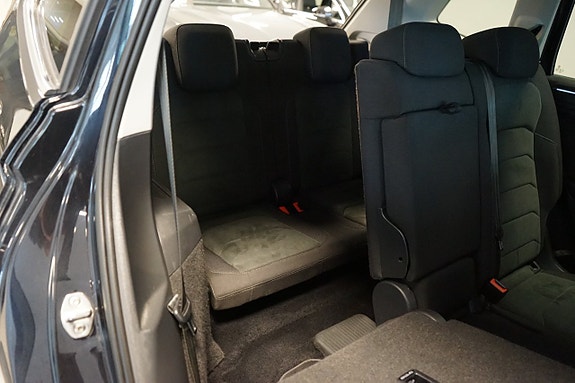 Volkswagen Tiguan Allspace 17 of 27