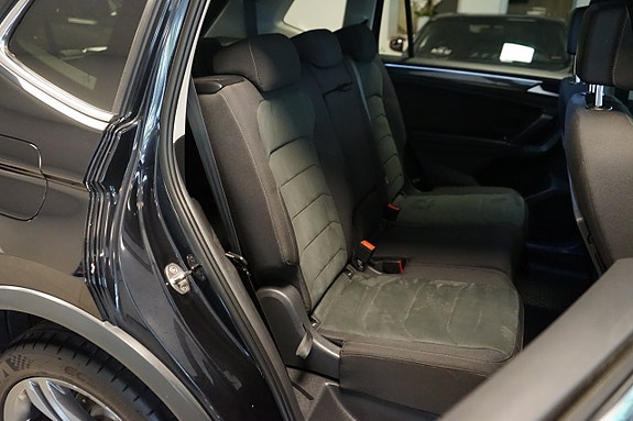 Volkswagen Tiguan Allspace 16 of 27