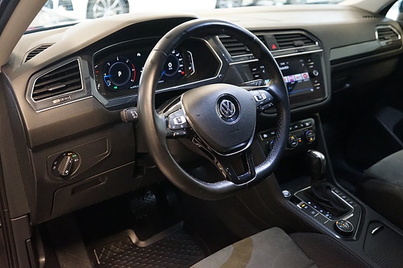 Volkswagen Tiguan Allspace 6 of 27