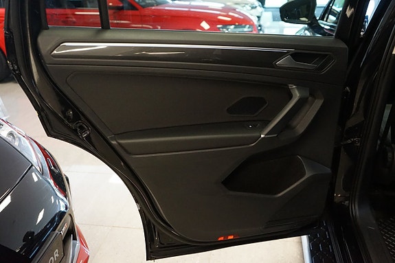 Volkswagen Tiguan Allspace 15 of 27