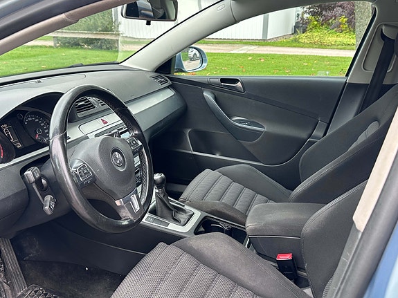 Volkswagen Passat 4 of 5