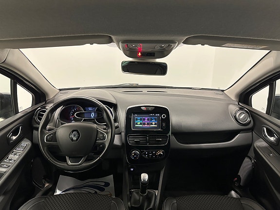 Renault Clio 10 of 25
