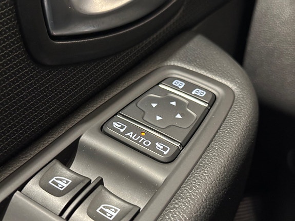 Renault Clio 25 of 25