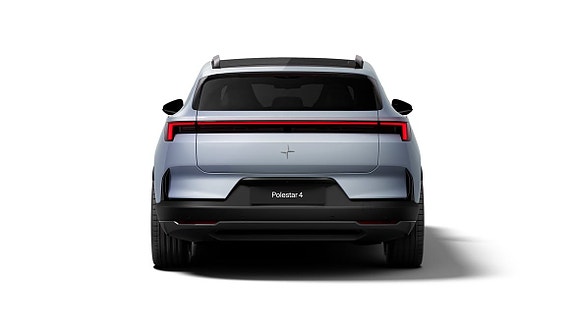 Polestar 4 5 of 5