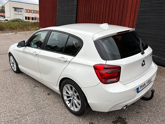 BMW 120d 10 of 24