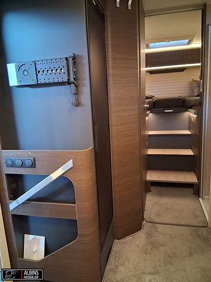 Adria Matrix Supreme 670 SL / Automat / ALDE 4000D 8 of 21