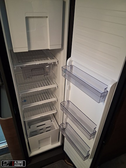 Adria Matrix Supreme 670 SL / Automat / ALDE 4000D 14 of 21