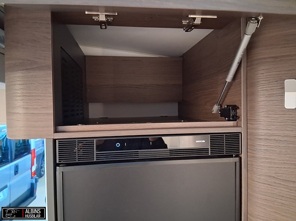 Adria Matrix Supreme 670 SL / Automat / ALDE 4000D 15 of 21