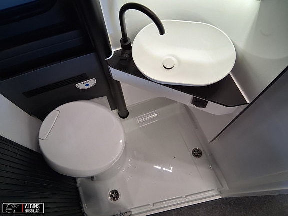Adria Twin Supreme 640 SLB / Automat 10 of 21