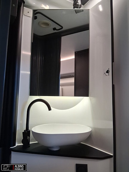 Adria Twin Supreme 640 SLB / Automat 12 of 21