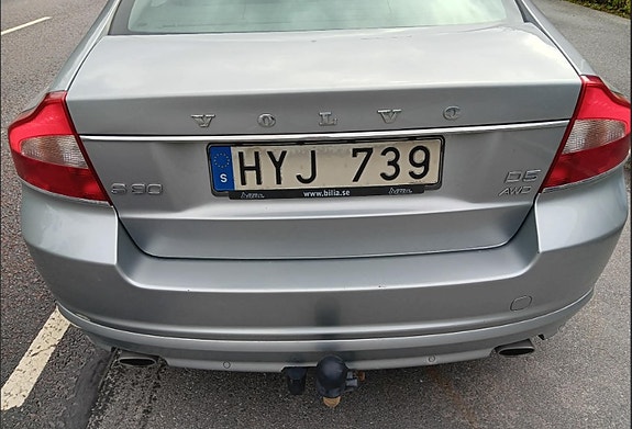 Volvo S80 4 of 5