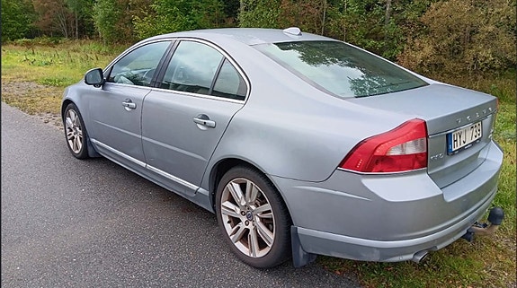 Volvo S80 5 of 5