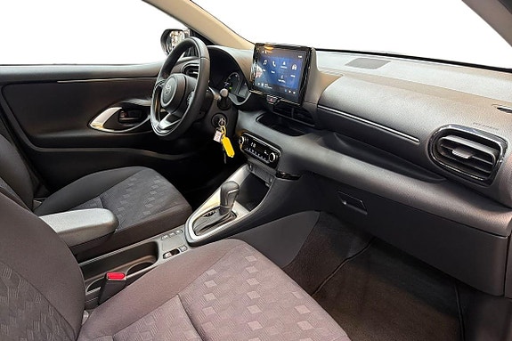 Toyota Yaris 9 of 21