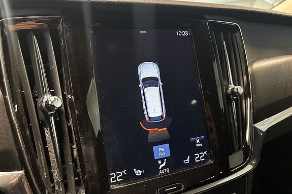 Volvo V90 Cross Country 15 of 24