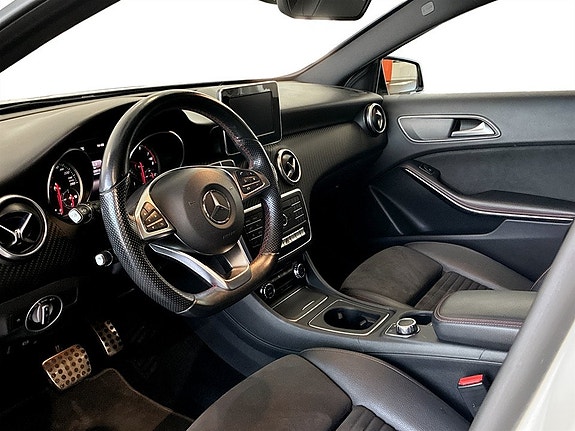 Mercedes-Benz A180 5 of 16
