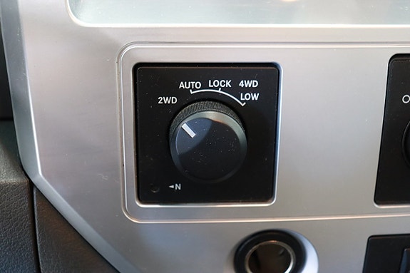 Dodge RAM 1500 10 of 17
