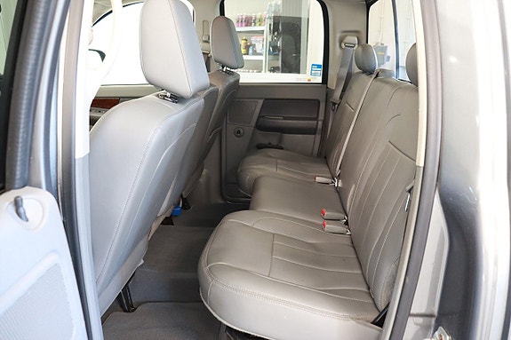Dodge RAM 1500 5 of 17