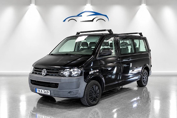 Volkswagen Caravelle 3 of 12