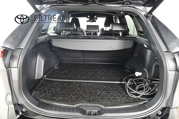 Toyota RAV4 7 of 17