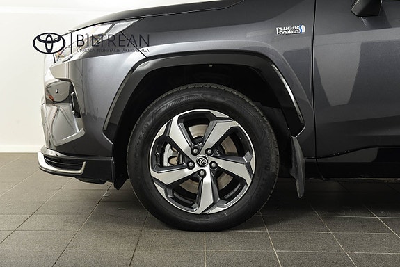 Toyota RAV4 15 of 17