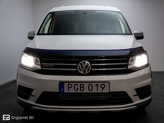 Volkswagen Caddy Alltrack 4 of 30