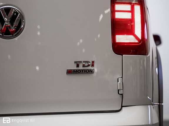 Volkswagen Caddy Alltrack 17 of 30