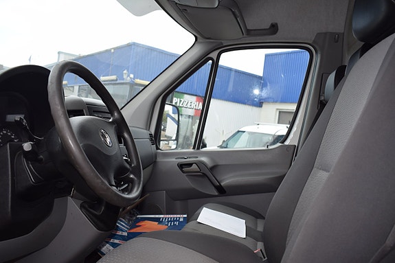 Volkswagen Crafter 35 13 of 16