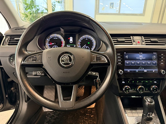 Skoda Octavia 11 of 21