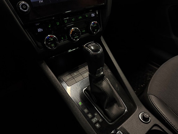 Skoda Octavia 14 of 21
