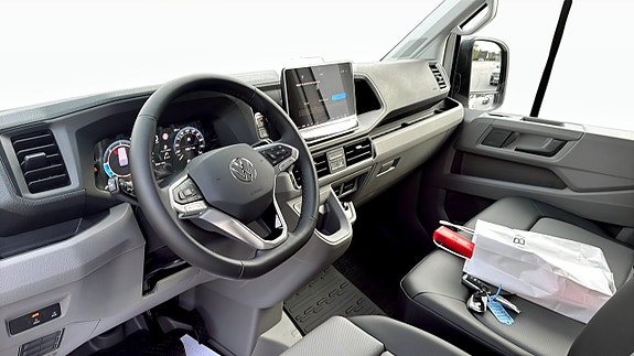 Volkswagen Crafter 7 of 13