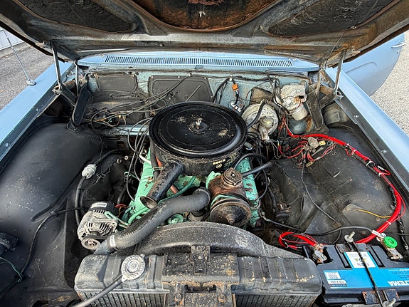 Buick Electra 225 8 of 10