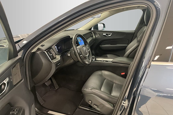 Volvo XC60 10 of 18
