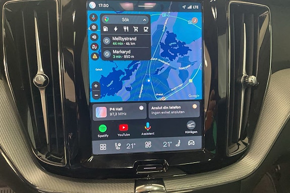 Volvo XC60 13 of 18