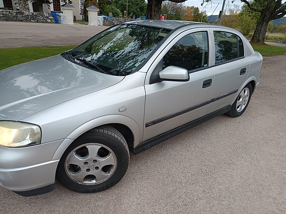 Opel Astra 5 of 8