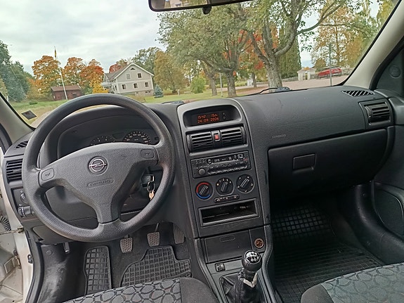 Opel Astra 7 of 8