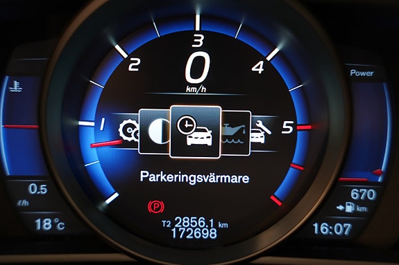 Volvo V40 13 of 21