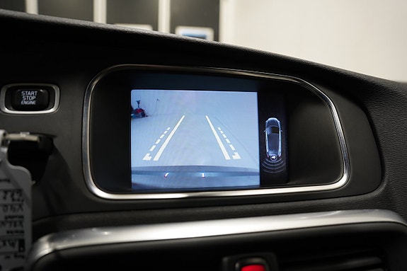 Volvo V40 15 of 21