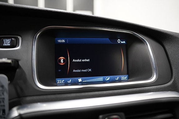 Volvo V40 16 of 21