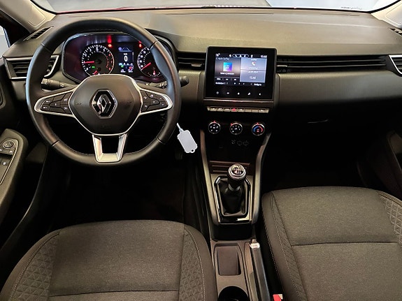 Renault Clio 10 of 14