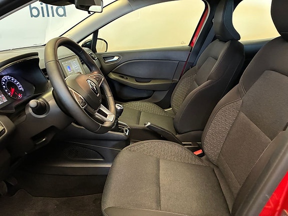 Renault Clio 9 of 14