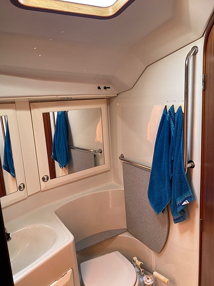 Sweden yachts 390 5 of 16