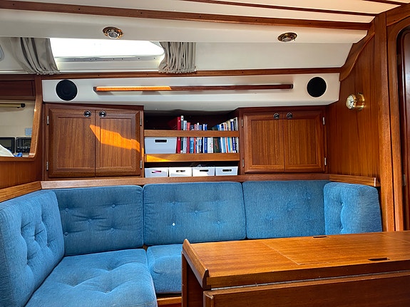 Sweden yachts 390 9 of 16