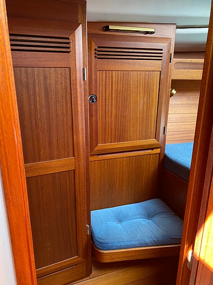 Sweden yachts 390 3 of 16