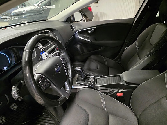 Volvo V40 6 of 11
