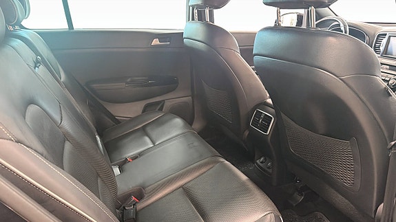 Kia Sportage 5 of 12
