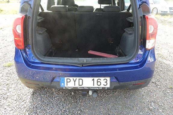 Mitsubishi Colt 9 of 11