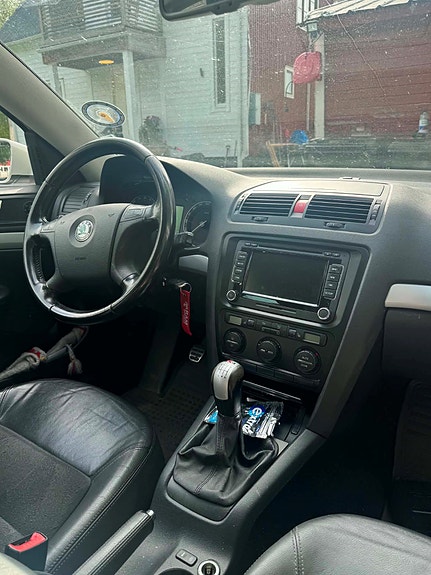 Skoda Octavia Scout 3 of 3