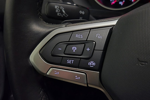 Volkswagen Tiguan 15 of 17